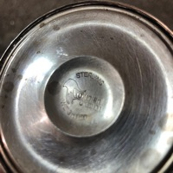 Sterling weighted etched glass sugar cups - Picture 3 of 3